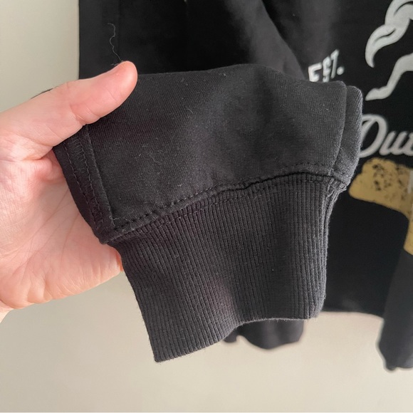 Yellowstone NWT Dutton Ranch Pullover - Picture 4 of 8